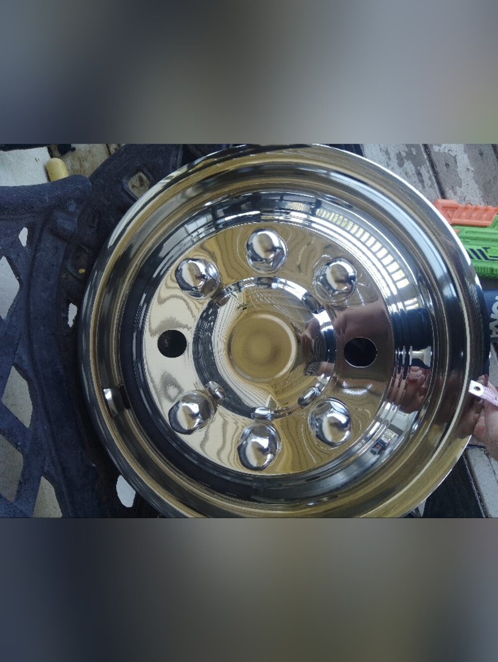 Large Hubcap